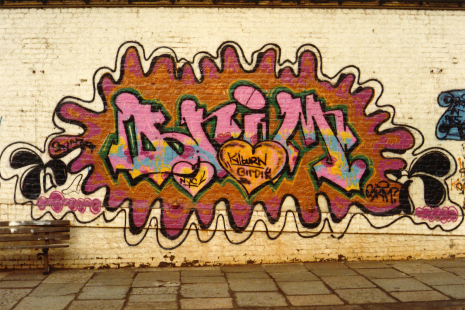 Граффити Brims